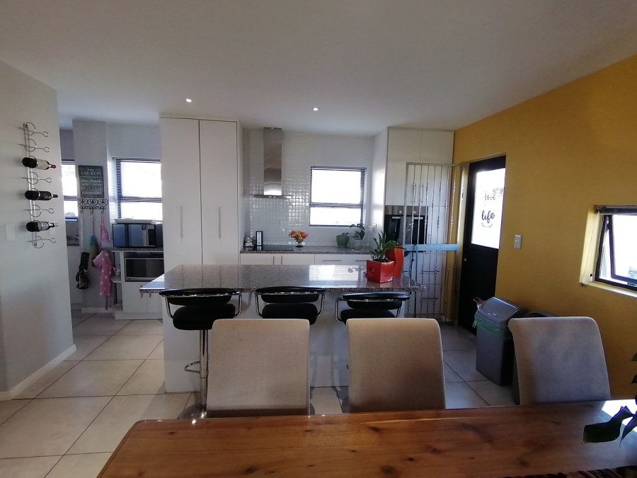 3 Bedroom Property for Sale in Mount Royal Golf Estate Western Cape